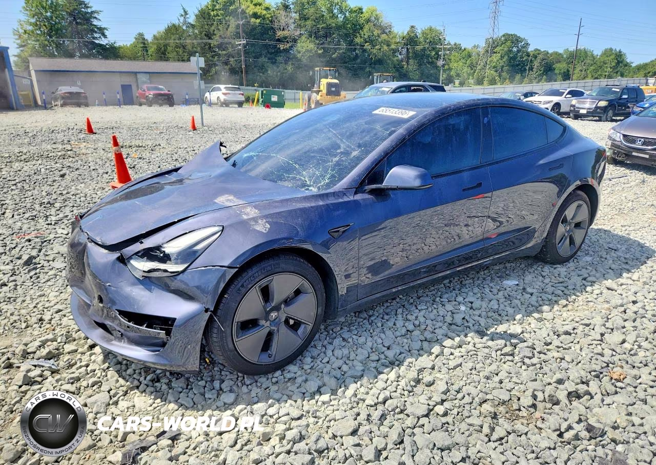 2021 Tesla Model 3 – zdjęcie 1 z 12