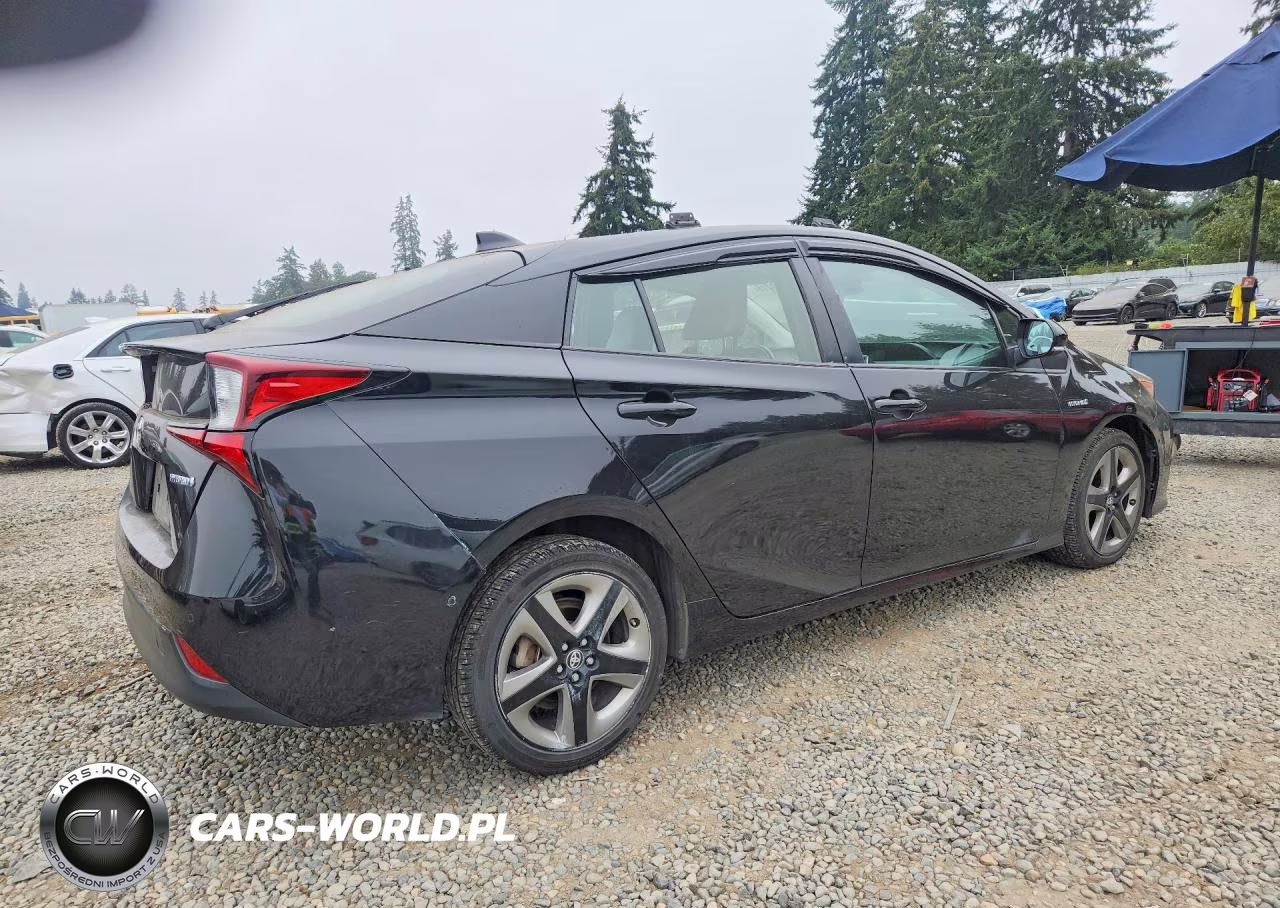 2021 Toyota Prius Xle VIN:JTDKAMFU7M3136623 - 3