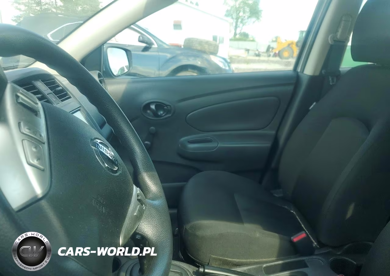 2019 Nissan Versa S Plus VIN:3N1CN7AP8KL840054 - 7