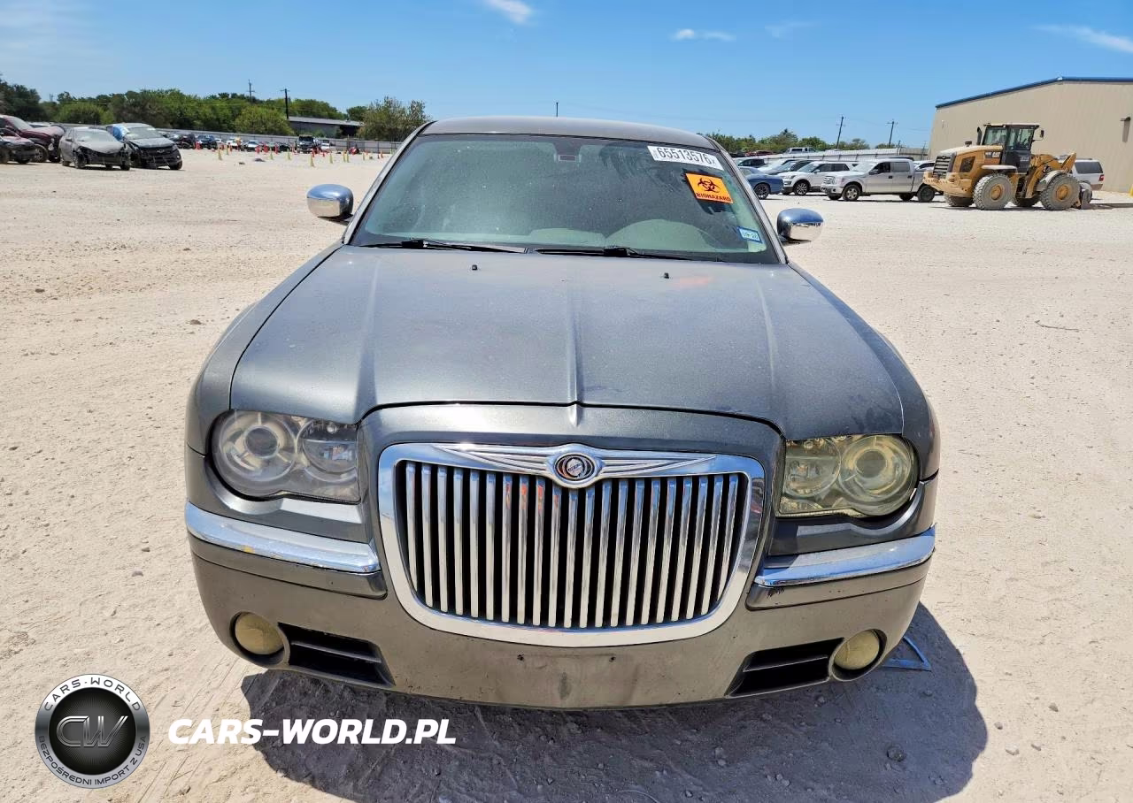 2008 Chrysler 300C VIN:2C3KA63H88H219875 - 5