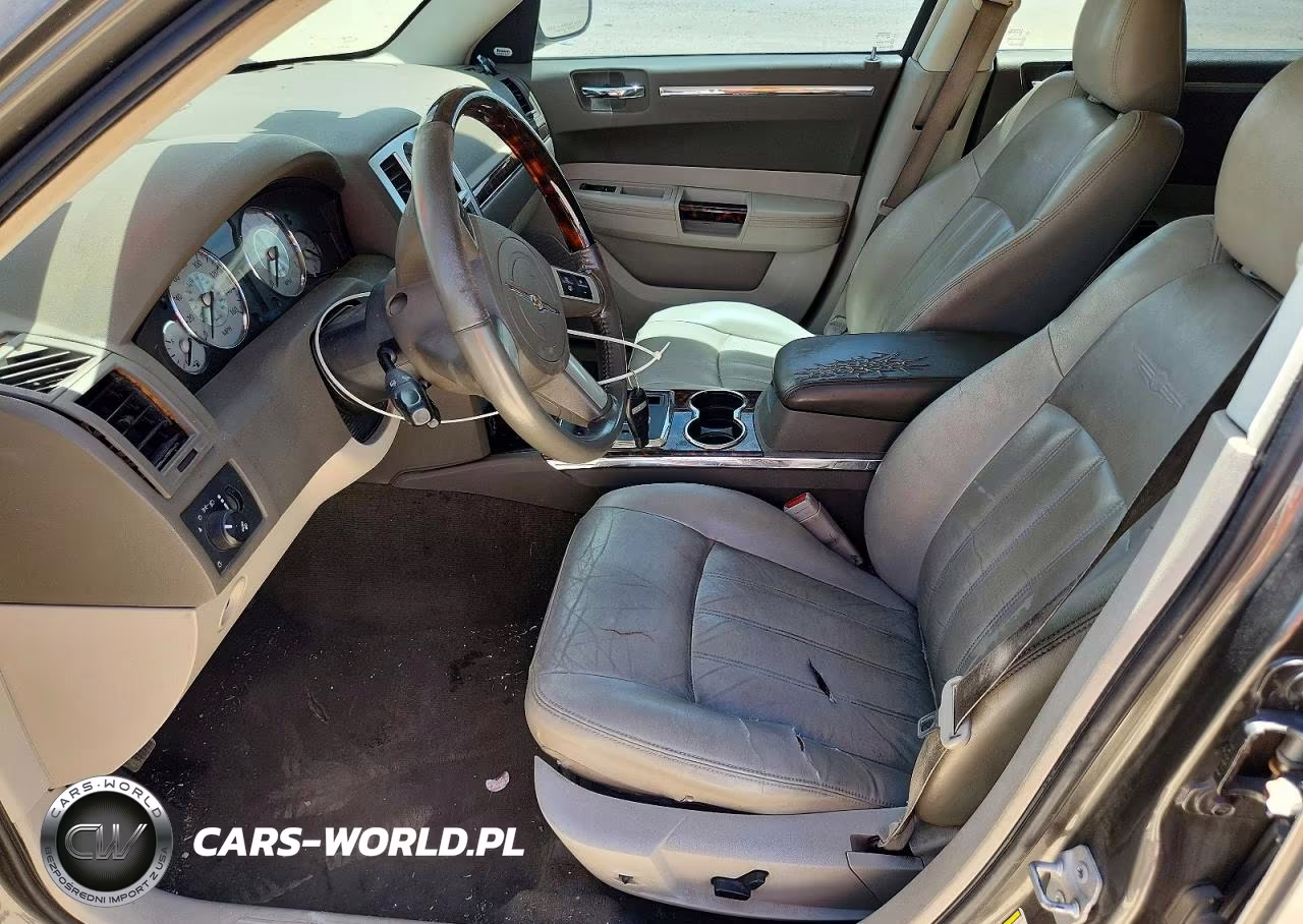 2008 Chrysler 300C VIN:2C3KA63H88H219875 - 7