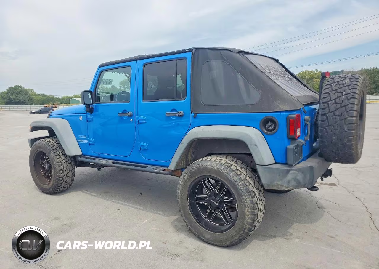 2011 Jeep Wrangler Unlimited Sport VIN:1J4BA3H14BL582118 - 2