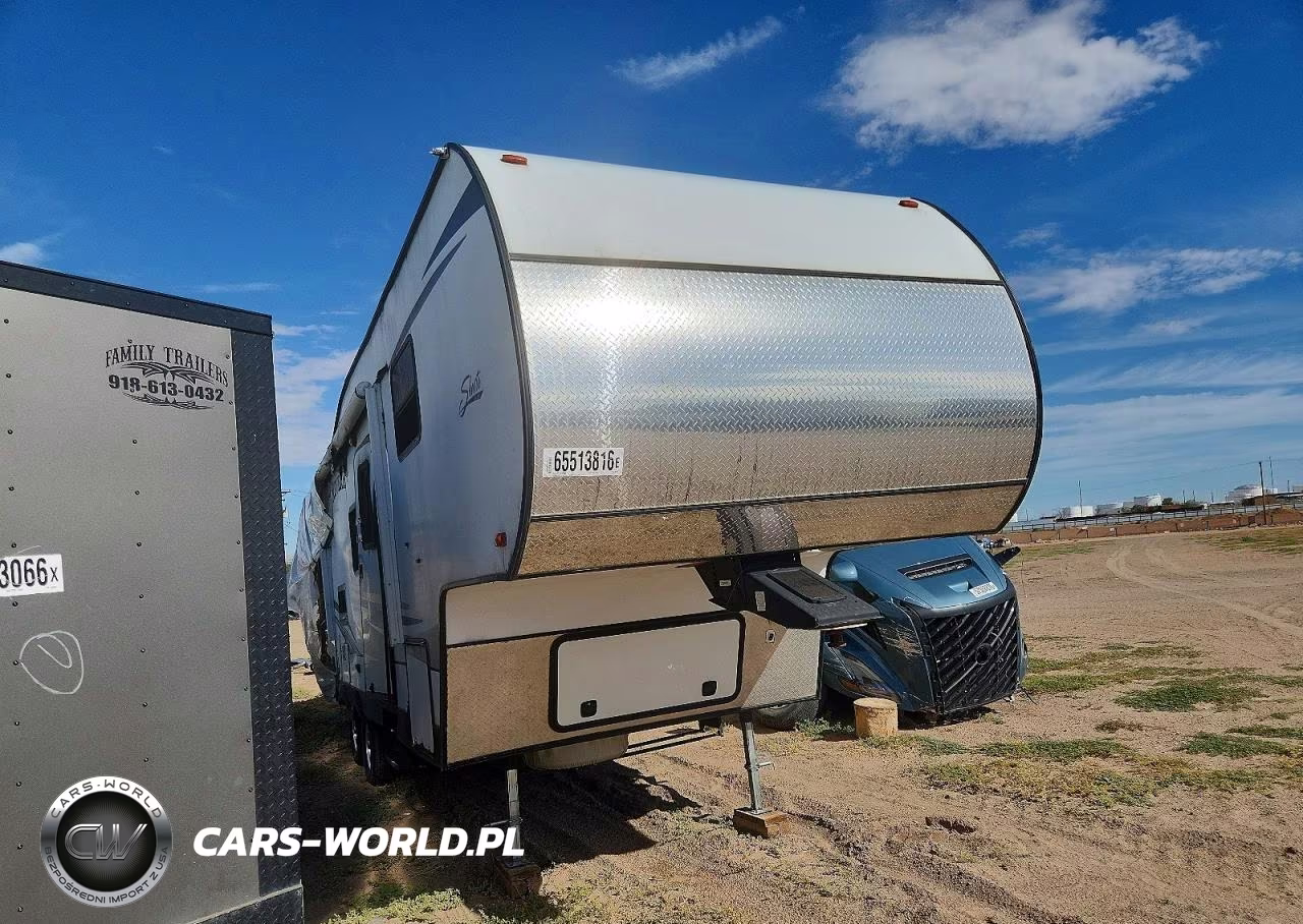 2013 Forest River Shasta Revere Camper – zdjęcie 1 z 10