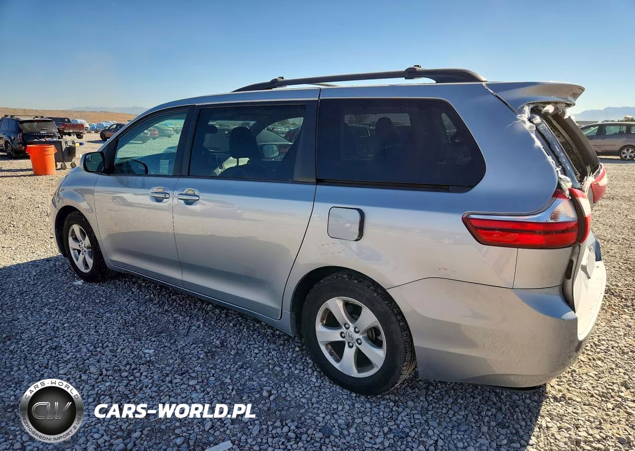 2015 Toyota Sienna Le VIN:5TDKK3DC4FS632059 - 2