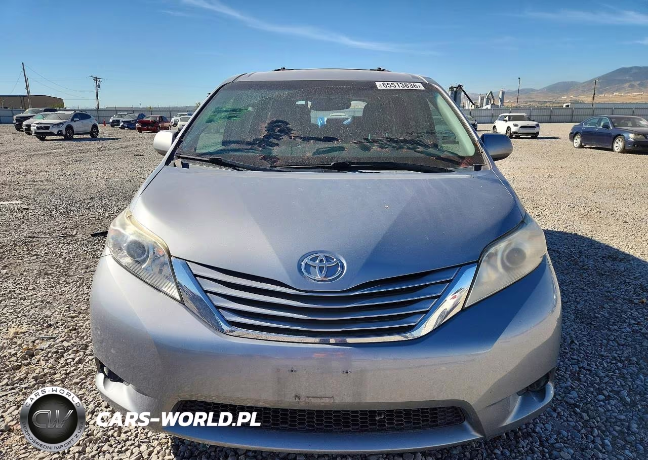 2015 Toyota Sienna Le VIN:5TDKK3DC4FS632059 - 5