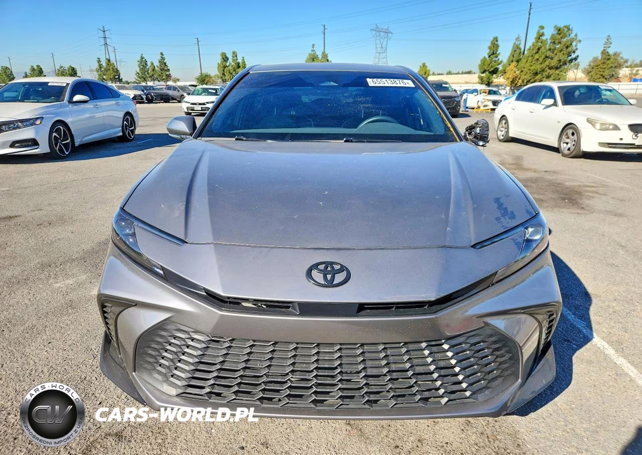 2025 Toyota Camry Se VIN:4T1DAACK7SU620546 - 5