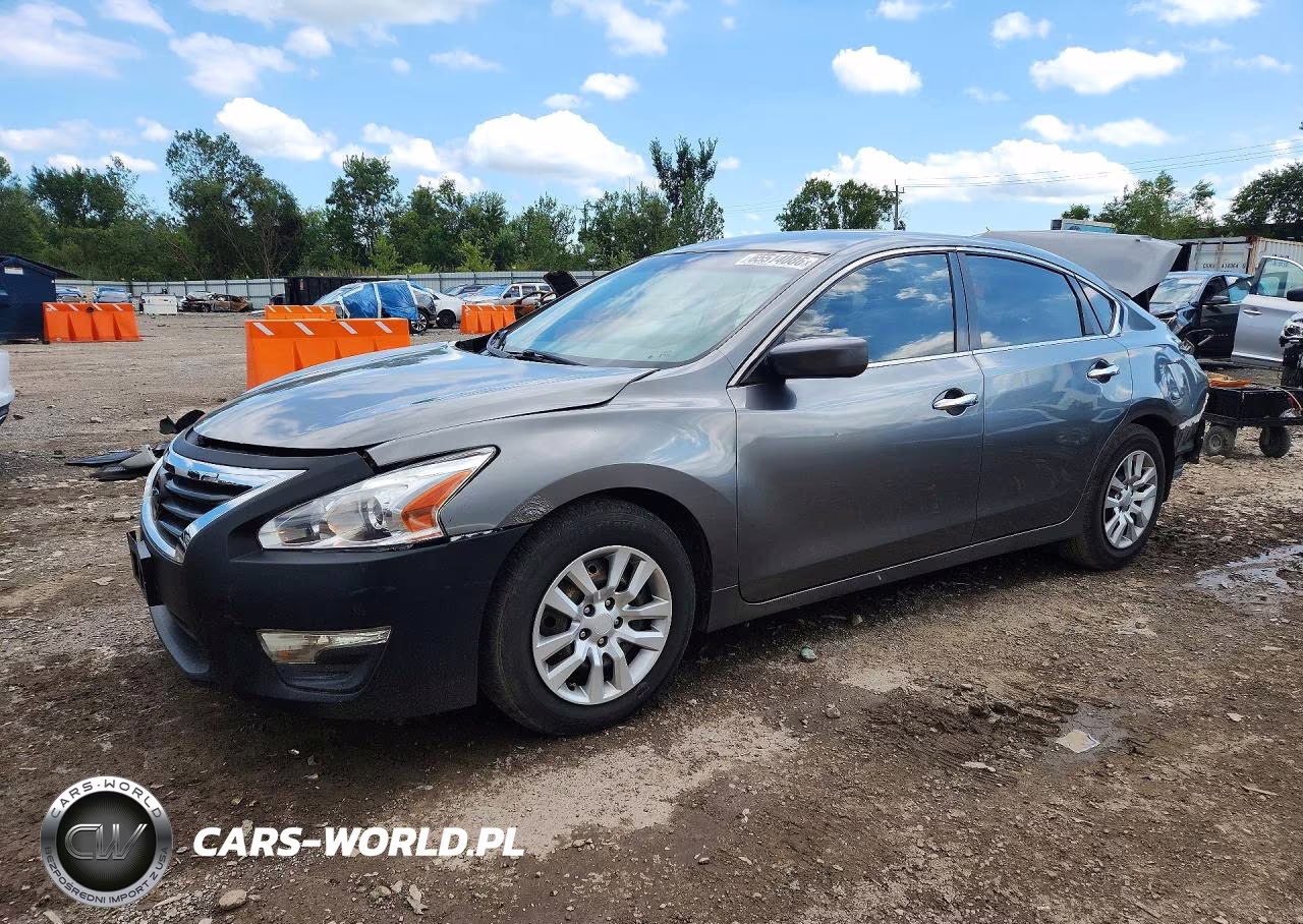 2015 Nissan Altima – zdjęcie 1 z 12