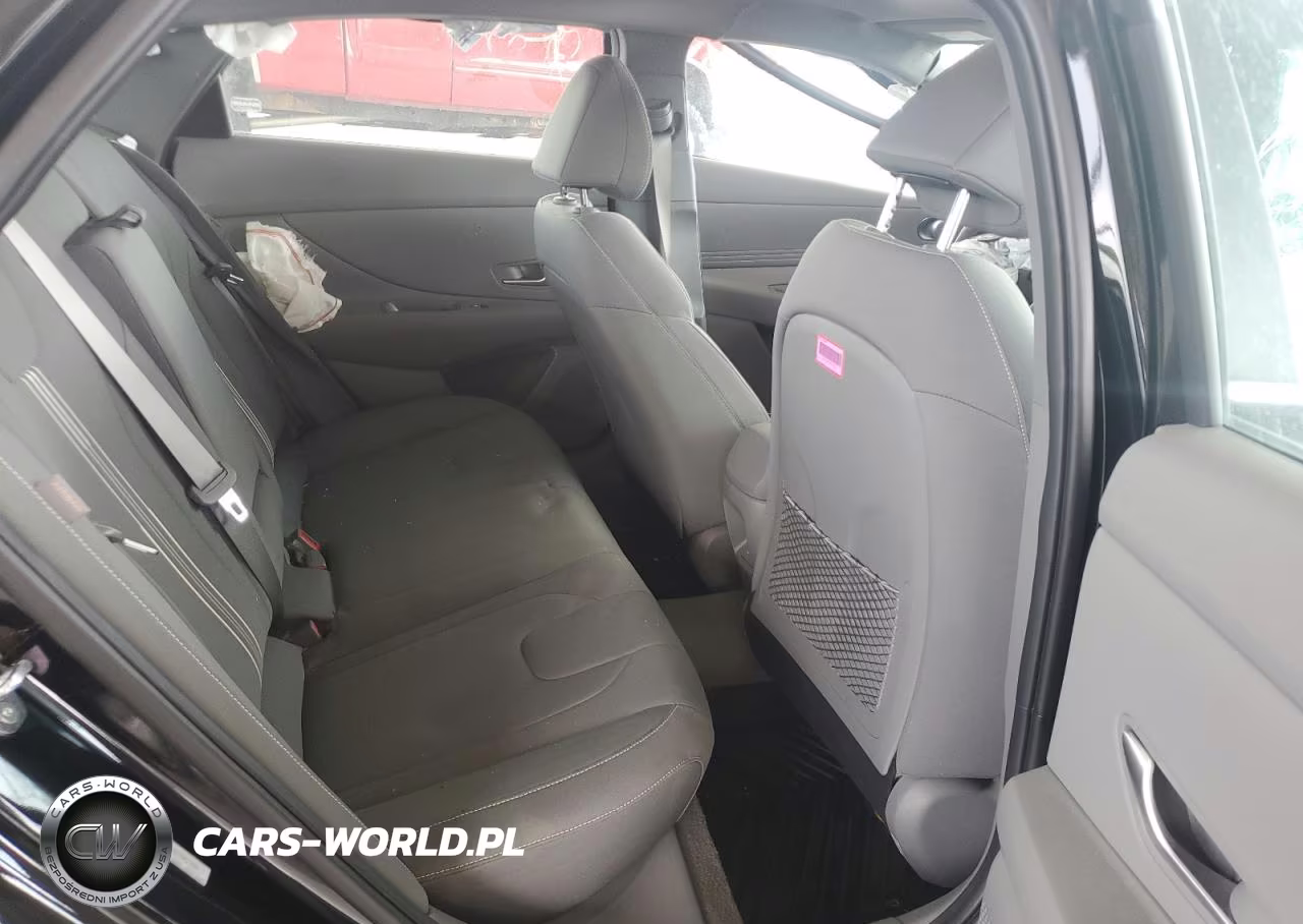 2025 Hyundai Elantra Sel Sel VIN:KMHLS4DGXSU968281 - 10