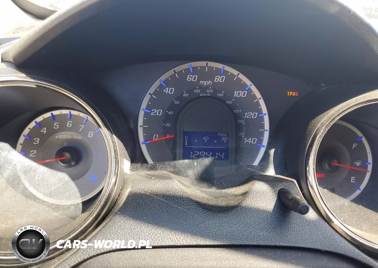 2013 Honda Fit Sport VIN:JHMGE8H69DC004669 - 9