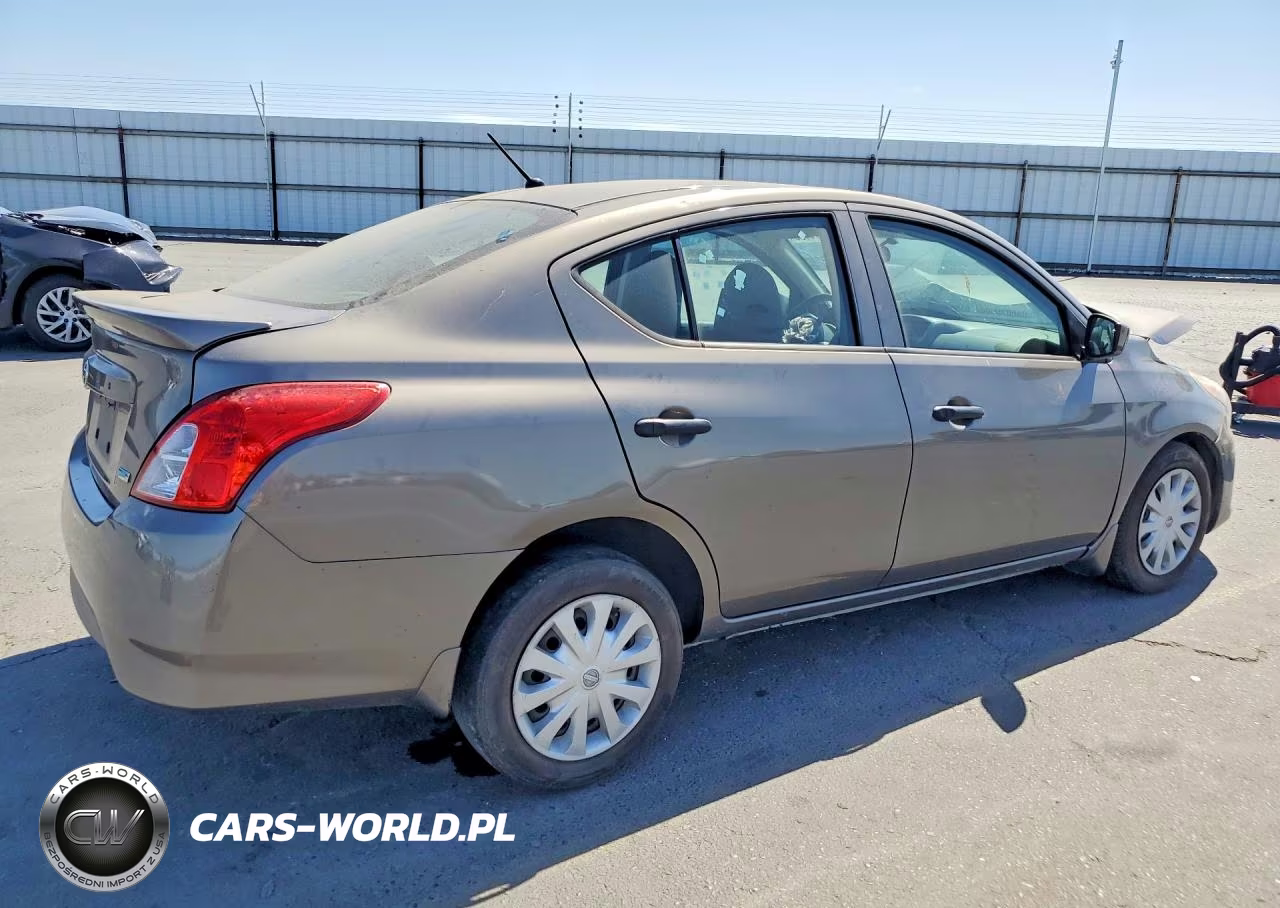 2016 Nissan Versa 1.6 S Plus VIN:3N1CN7AP2GL842275 - 3