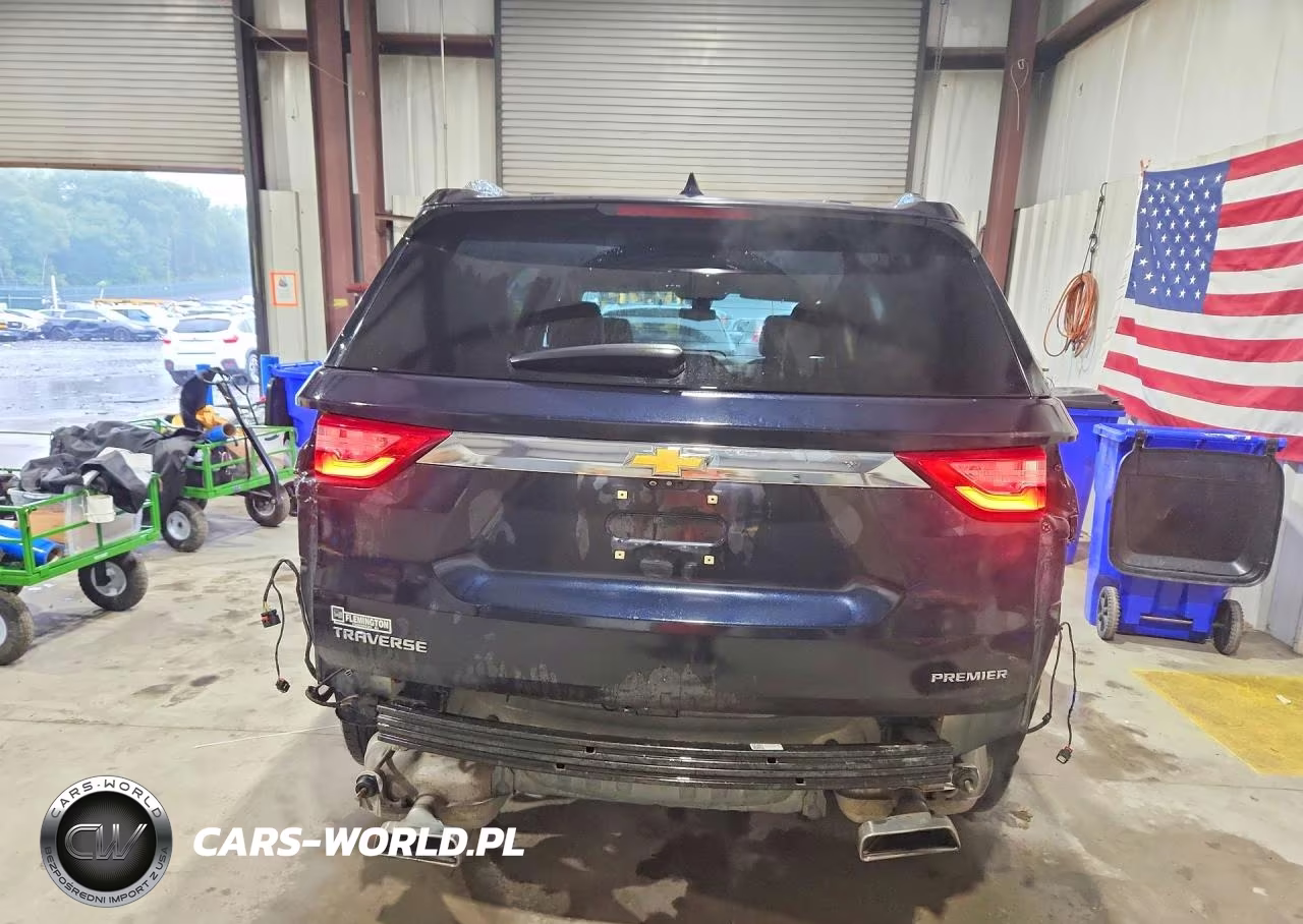 2020 Chevrolet Traverse Premier VIN:1GNERKKW6LJ100960 - 6