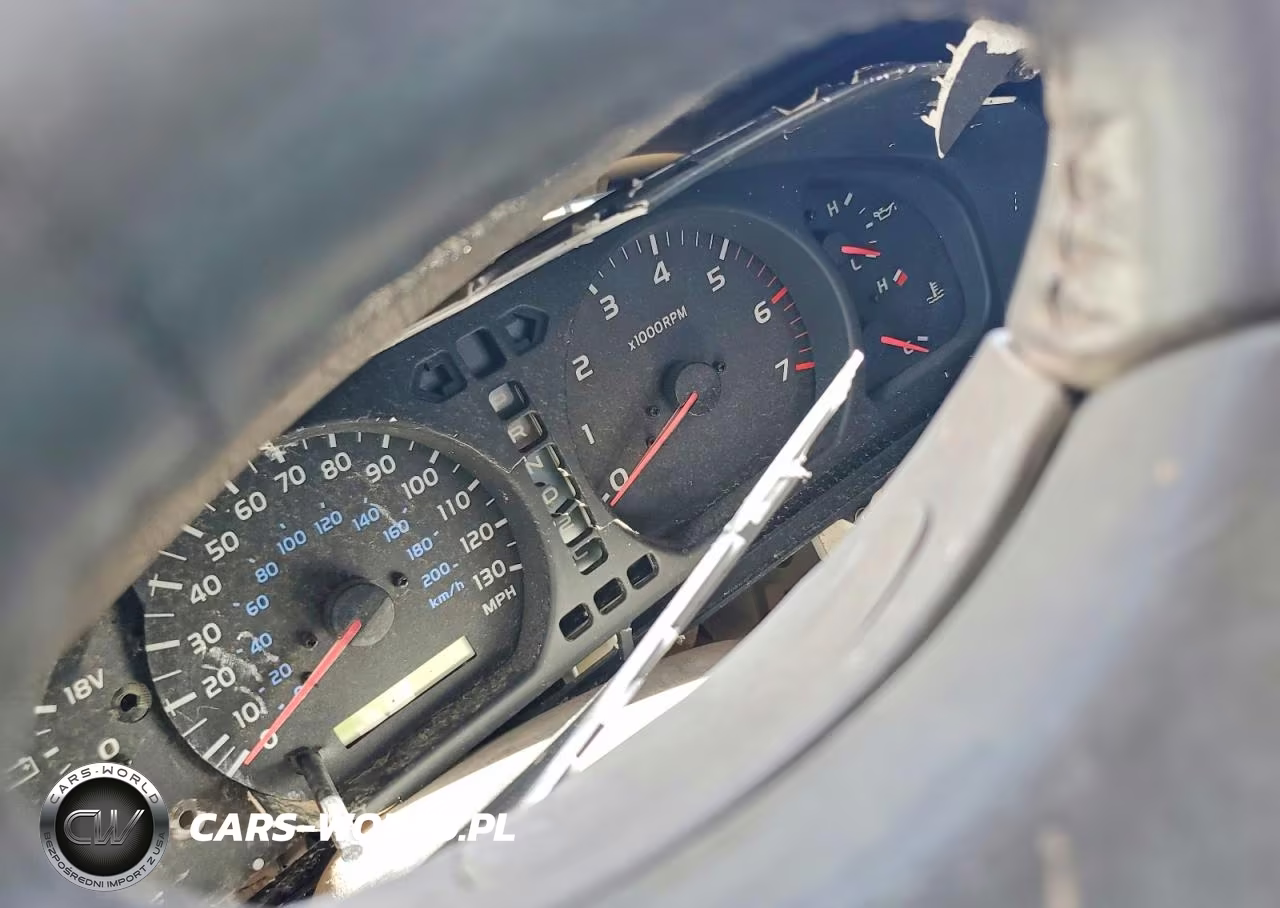 1999 Toyota Land Cruiser Base VIN:JT3HT05J0X0042372 - 9