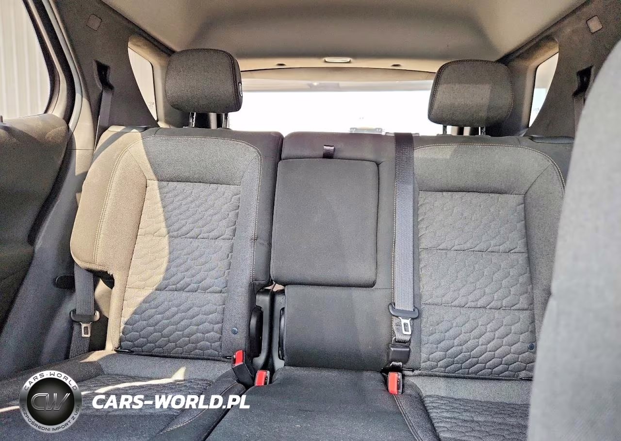 2019 Chevrolet Equinox Lt VIN:3GNAXKEV1KS613649 - 10