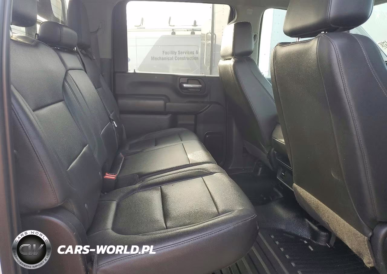 2021 Chevrolet Silverado C3500 VIN:1GB4WRE70MF290600 - 10