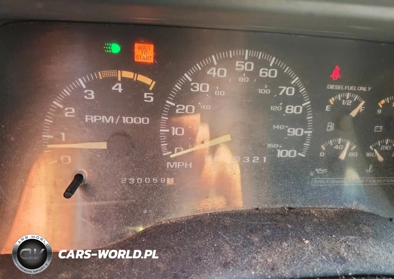 1996 Chevrolet Gmt-400 K3500 VIN:1GCHK33F3TF016421 - 9