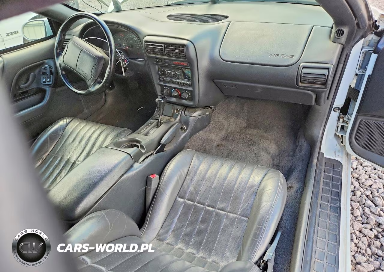 1997 Chevrolet Camaro Z28 VIN:2G1FP32P4V2115779 - 8