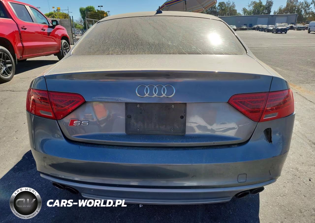 2013 Audi S5 Premium Plus VIN:WAUCGAFR8DA017825 - 6