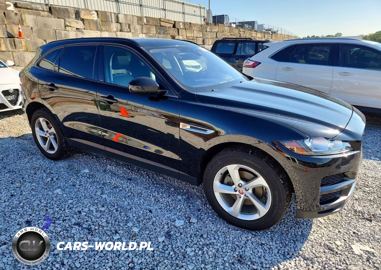 2018 Jaguar F-Pace Premium VIN:SADCJ2FN2JA297913 - 4
