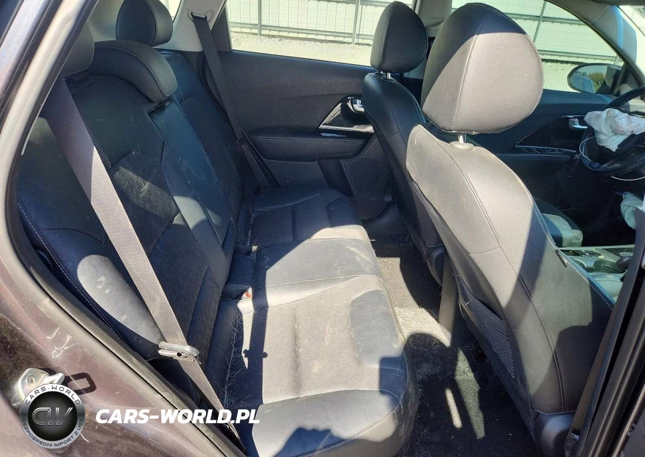2019 Kia Niro S Touring VIN:KNDCC3LC1K5223486 - 11
