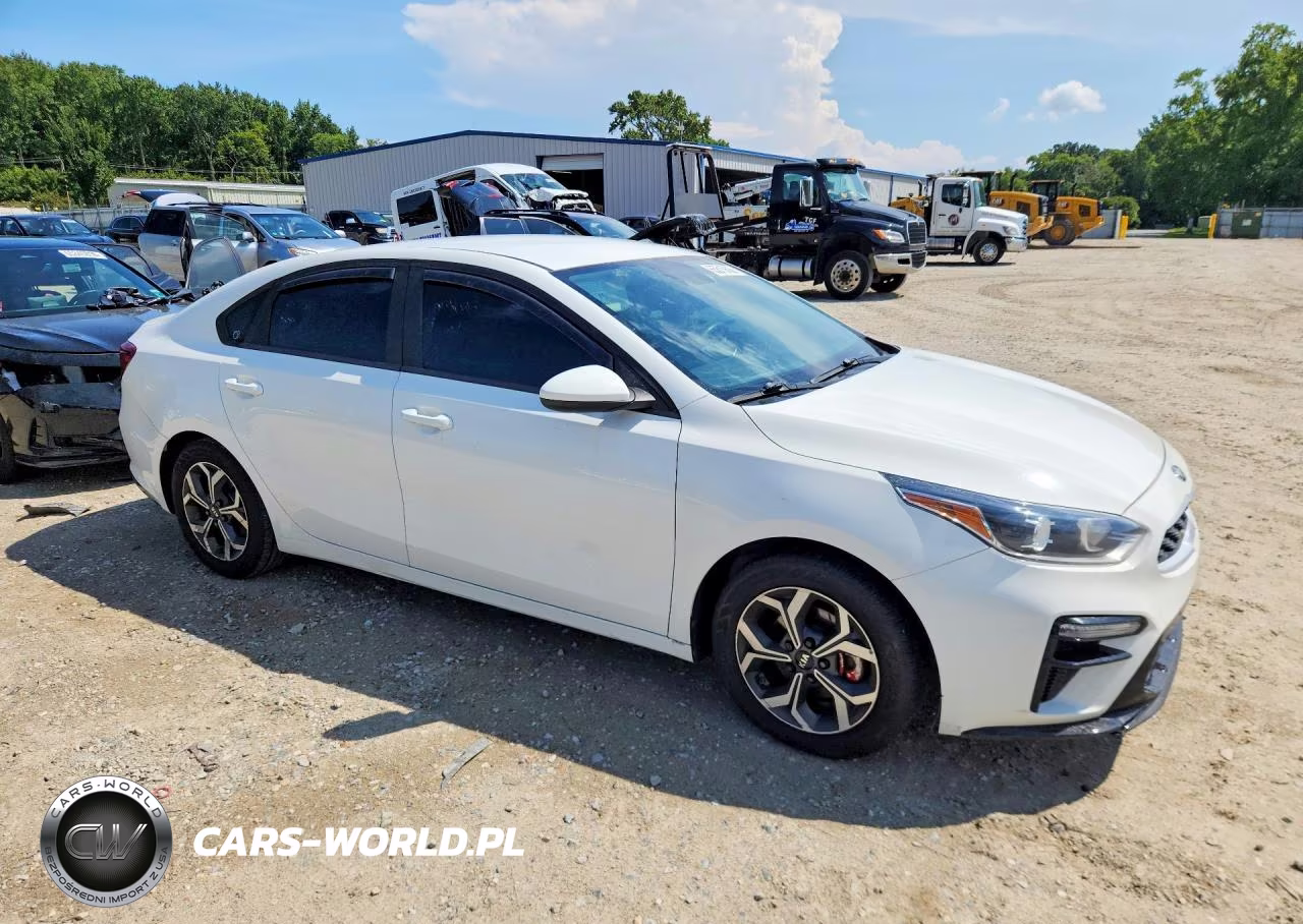 2019 Kia Forte Lxs VIN:3KPF24AD0KE077751 - 4