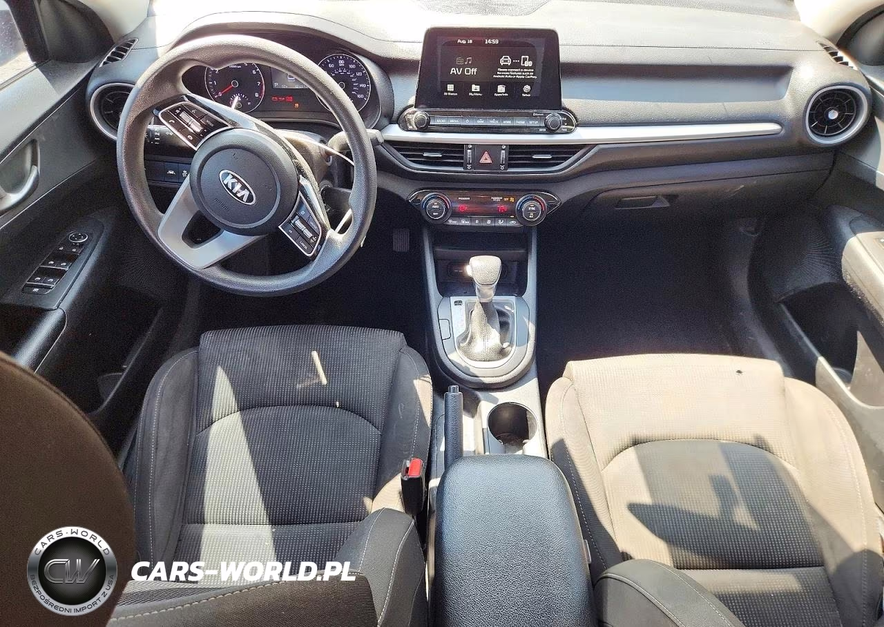 2019 Kia Forte Lxs VIN:3KPF24AD0KE077751 - 8