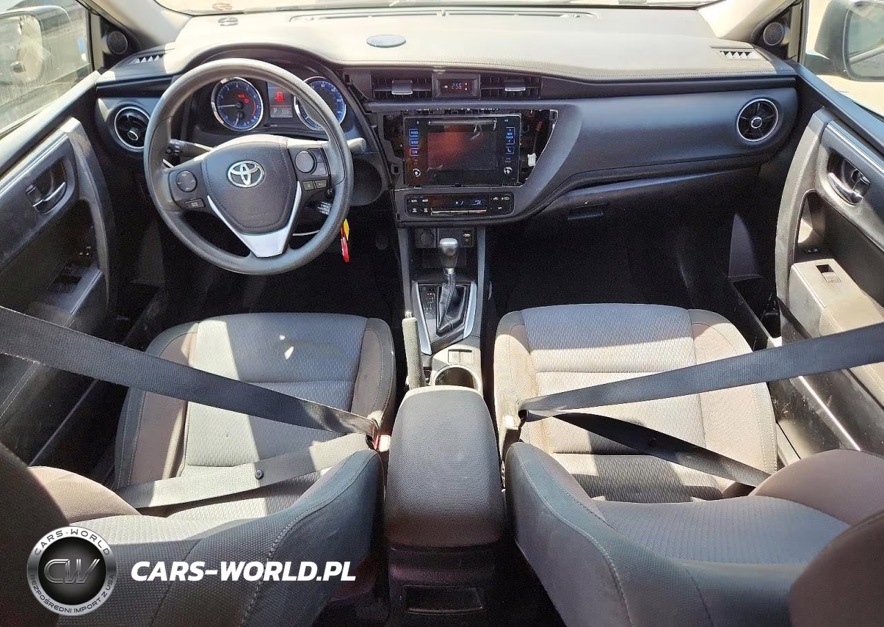 2019 Toyota Corolla Le VIN:5YFBURHE5KP935573 - 8