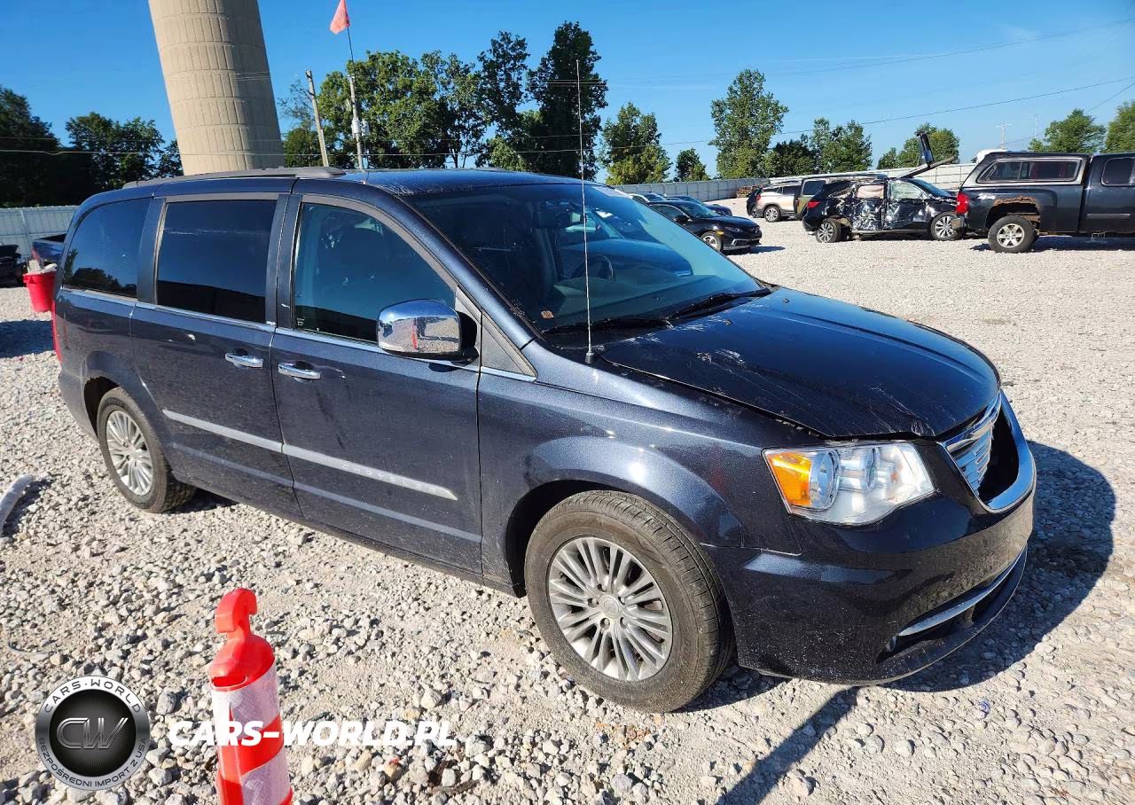 2014 Chrysler Town & Country Touring L VIN:2C4RC1CGXER165340 - 4