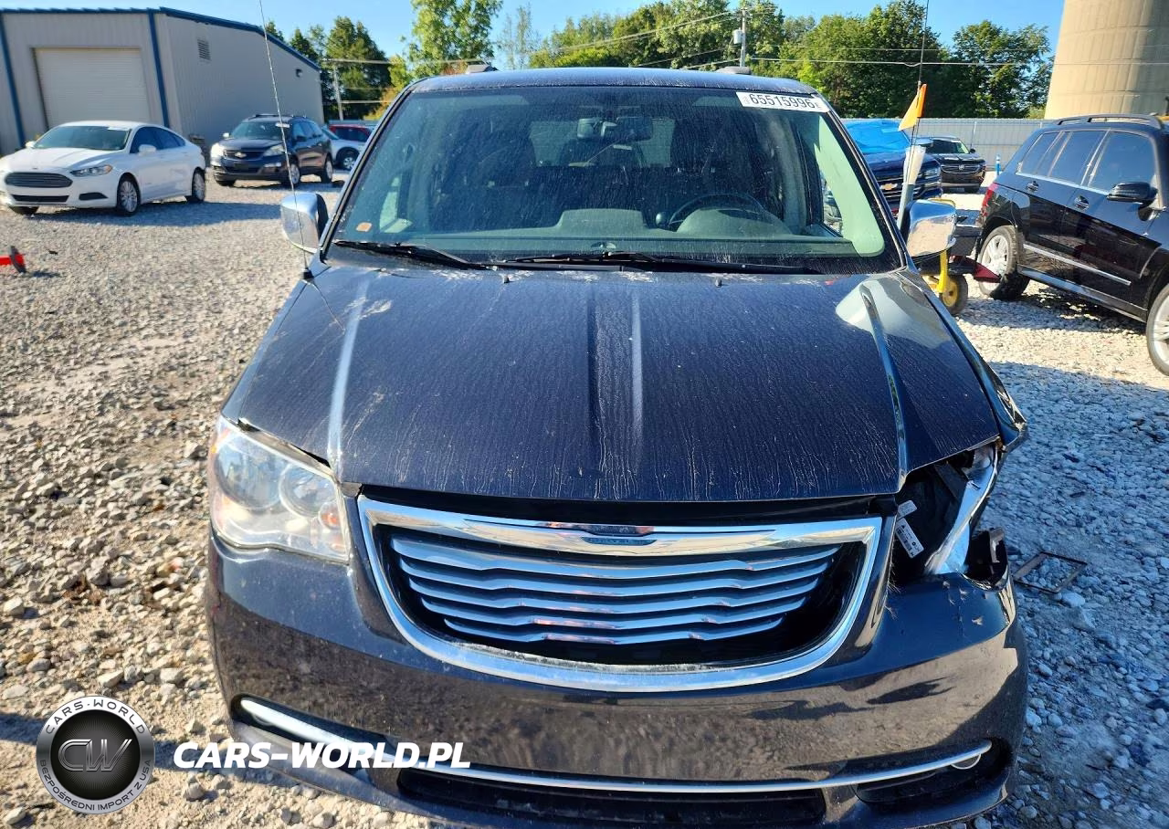 2014 Chrysler Town & Country Touring L VIN:2C4RC1CGXER165340 - 5