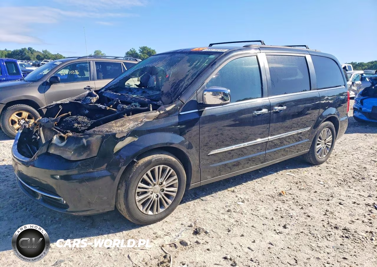 2013 Chrysler Town & Country Touring L – zdjęcie 1 z 13