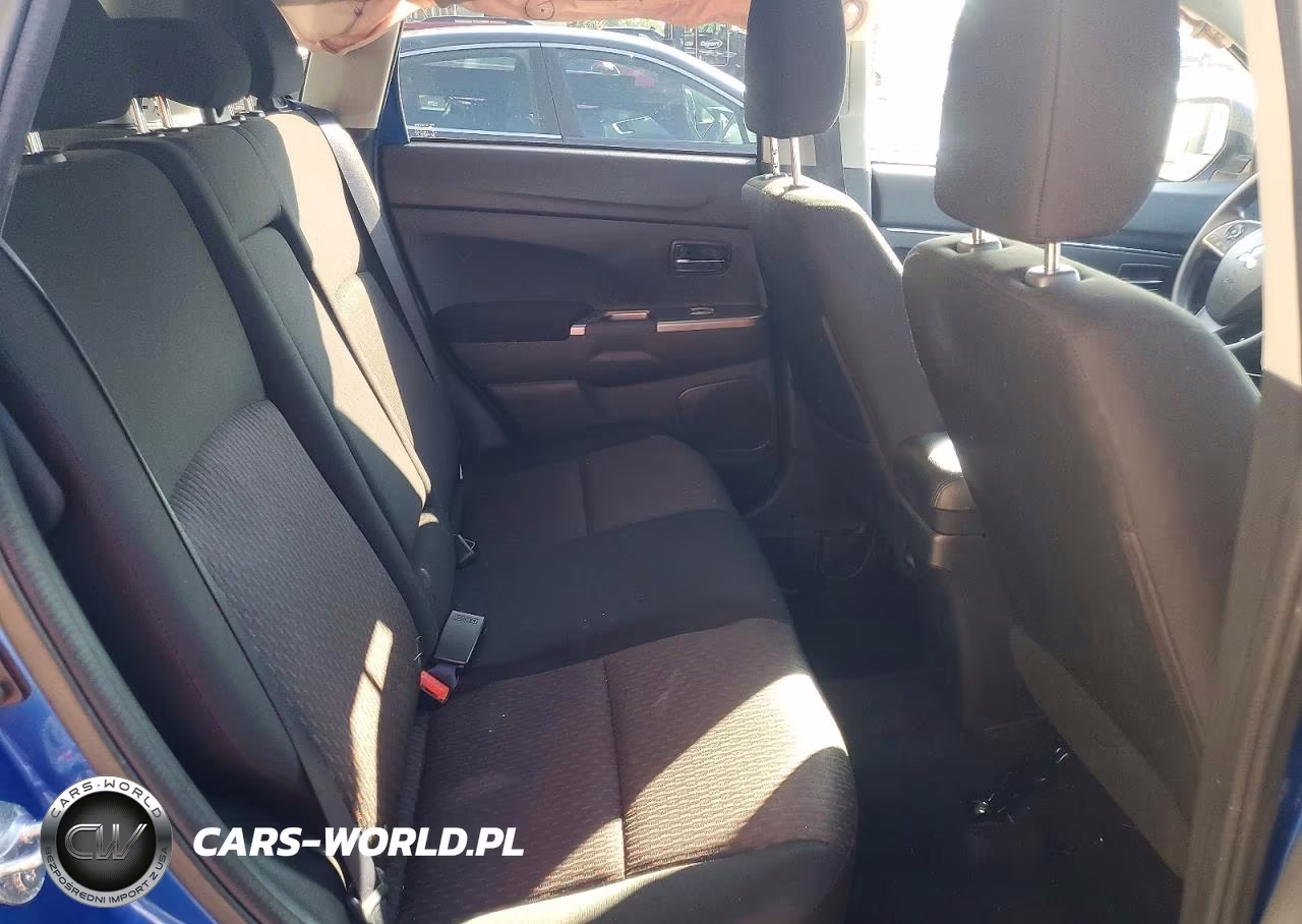 2019 Mitsubishi Outlander Sport Es VIN:JA4AP3AU0KU023142 - 11