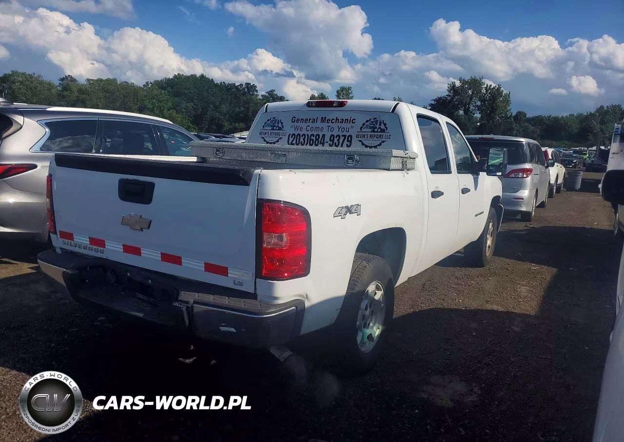 2008 Chevrolet Silverado K1500 VIN:2GCEK13C181115184 - 3