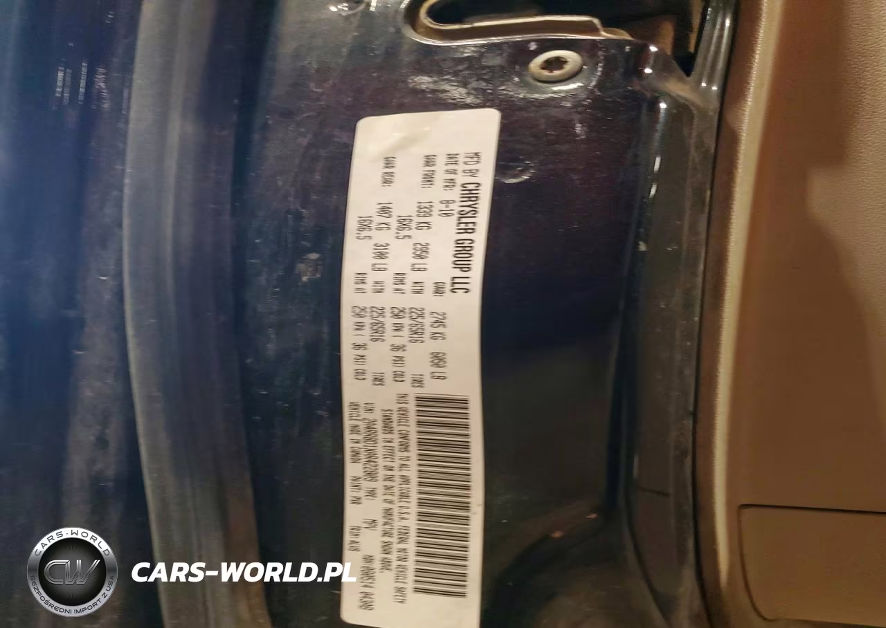 2010 Chrysler Town & Country Touring Plus VIN:2A4RR8D1XAR422809 - 14