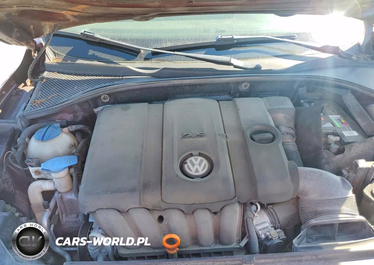 2012 Volkswagen Passat S VIN:1VWAH7A30CC039119 - 11