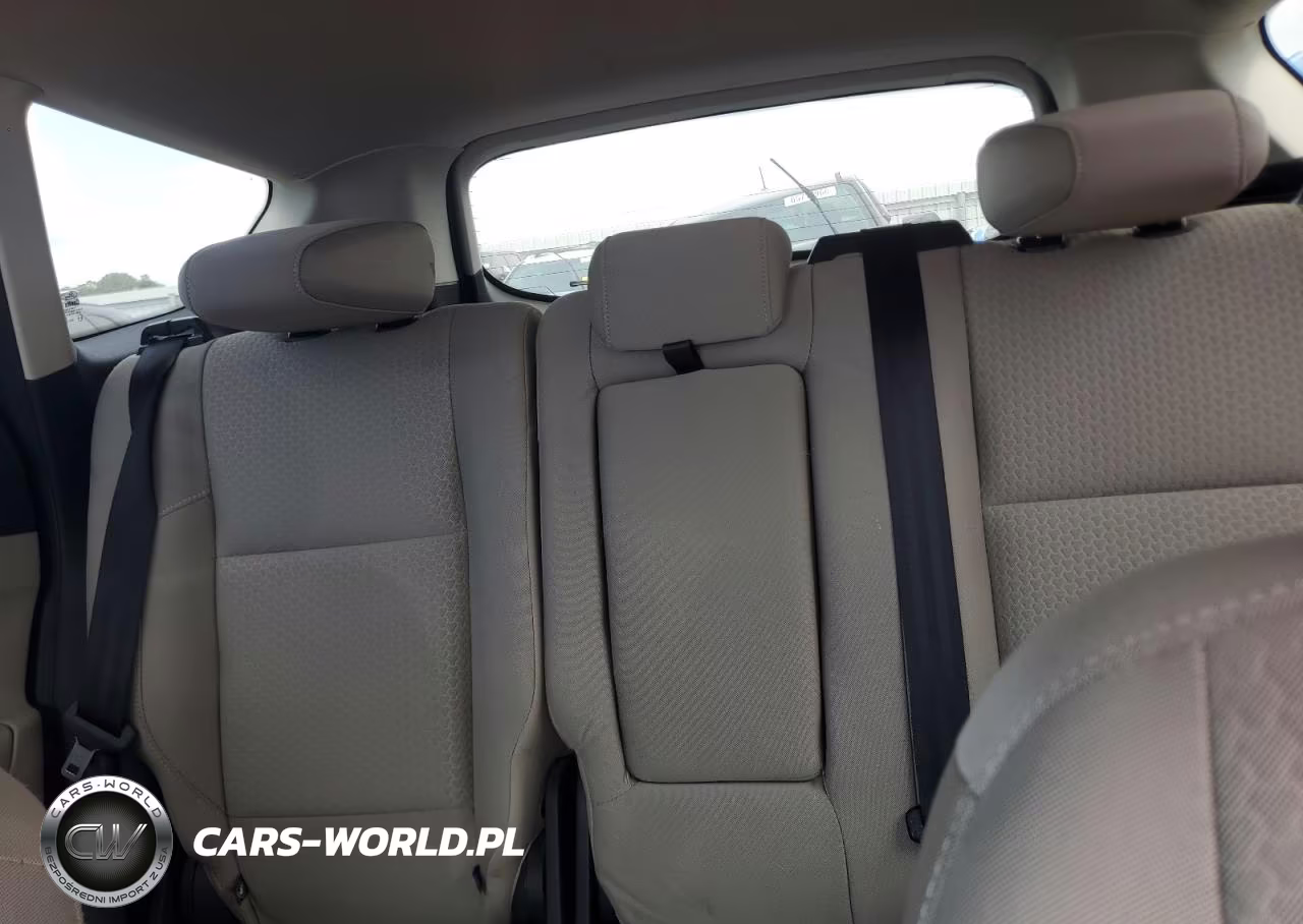 2019 Ford Escape Se VIN:1FMCU0GD1KUA12272 - 10