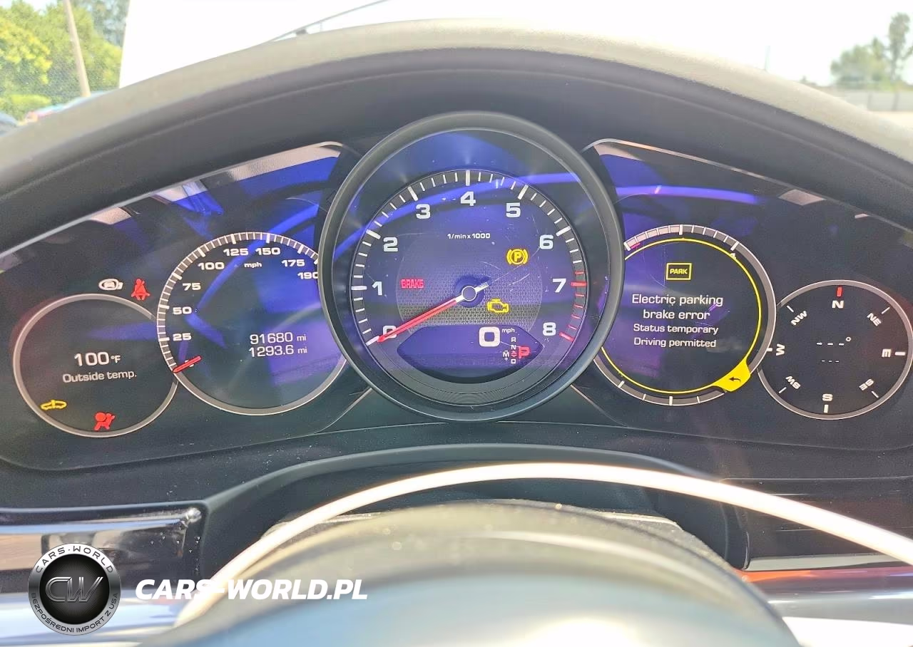 2018 Porsche Panamera 4 VIN:WP0AA2A70JL119319 - 9