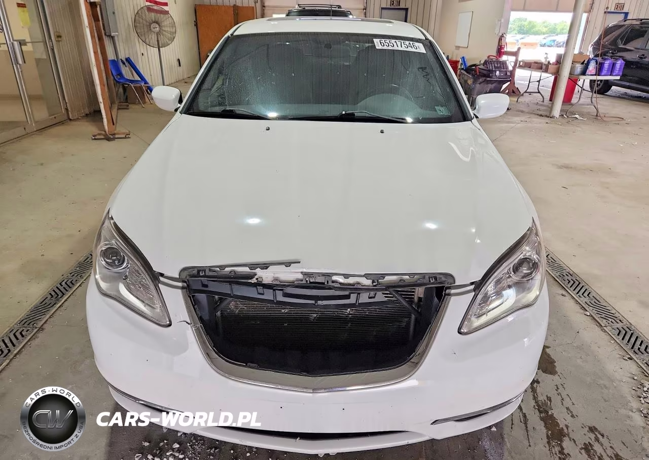 2012 Chrysler 200 Touring VIN:1C3CCBBG0CN109239 - 5