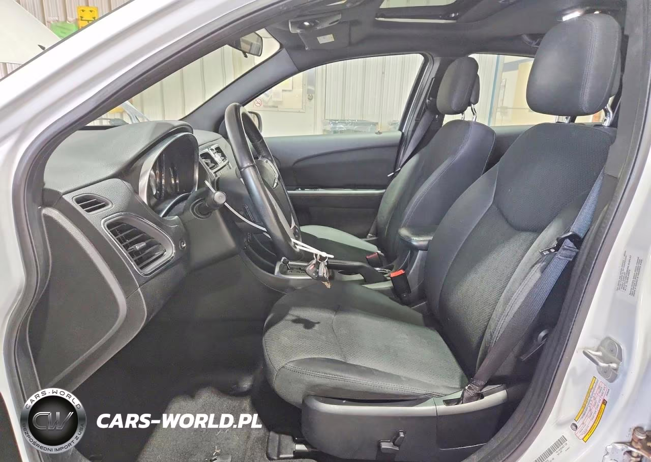 2012 Chrysler 200 Touring VIN:1C3CCBBG0CN109239 - 7