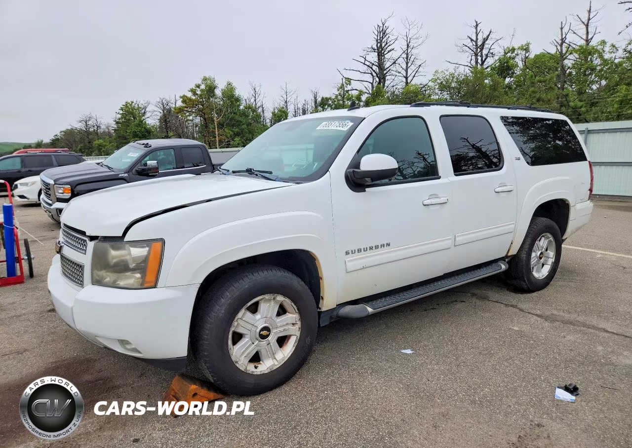 2010 Chevrolet Suburban K1500 Lt – zdjęcie 1 z 13