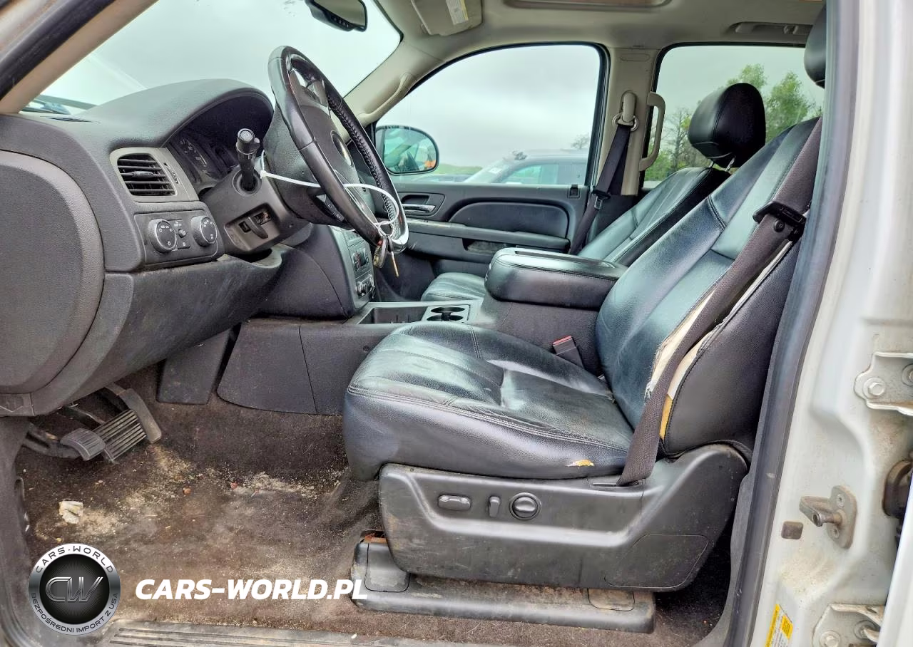 2010 Chevrolet Suburban K1500 Lt VIN:1GNUKJE30AR292340 - 7