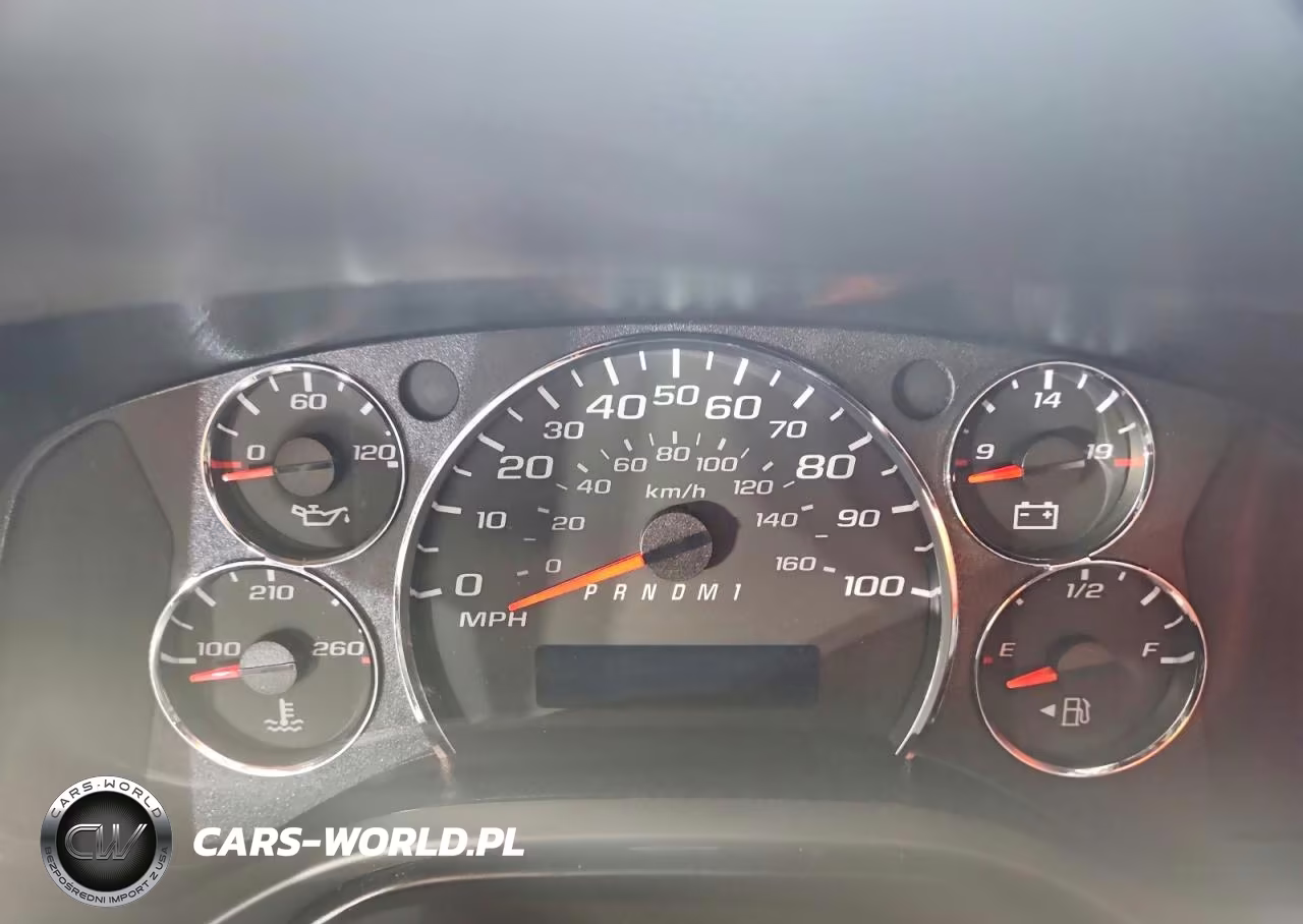 2026 Chevrolet Express 2500 Cargo Delivery Van VIN:1GCWGAFP0T1246013 - 9