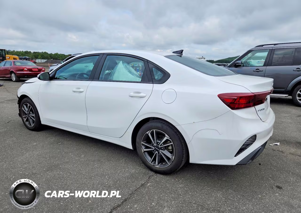 2023 Kia Forte Lxs VIN:3KPF24AD2PE505696 - 2