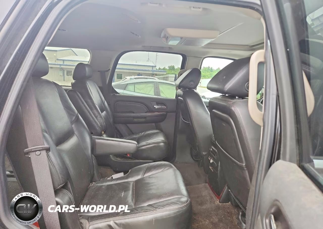 2008 Cadillac Escalade Luxury VIN:1GYFK63858R228358 - 11