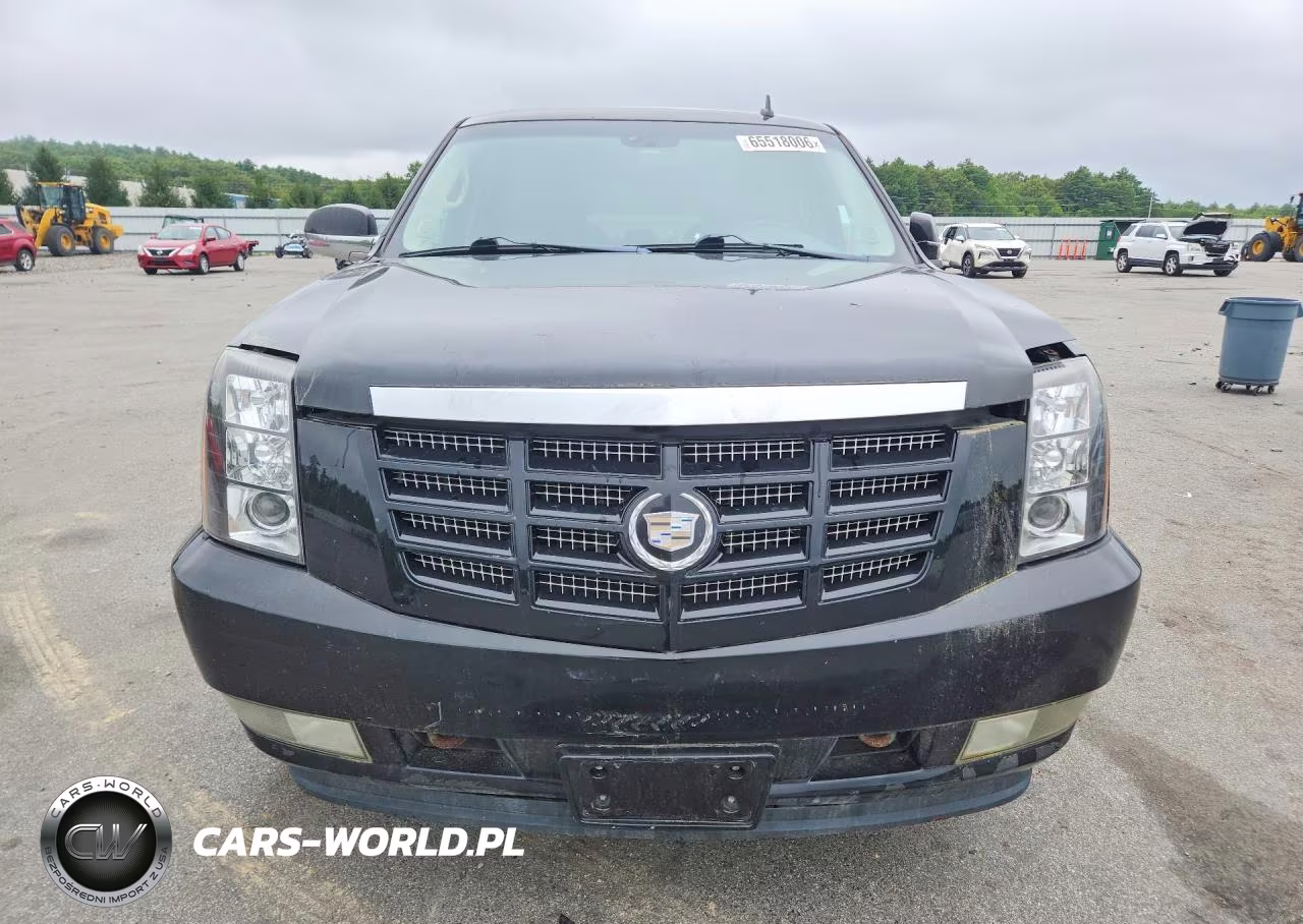 2008 Cadillac Escalade Luxury VIN:1GYFK63858R228358 - 5
