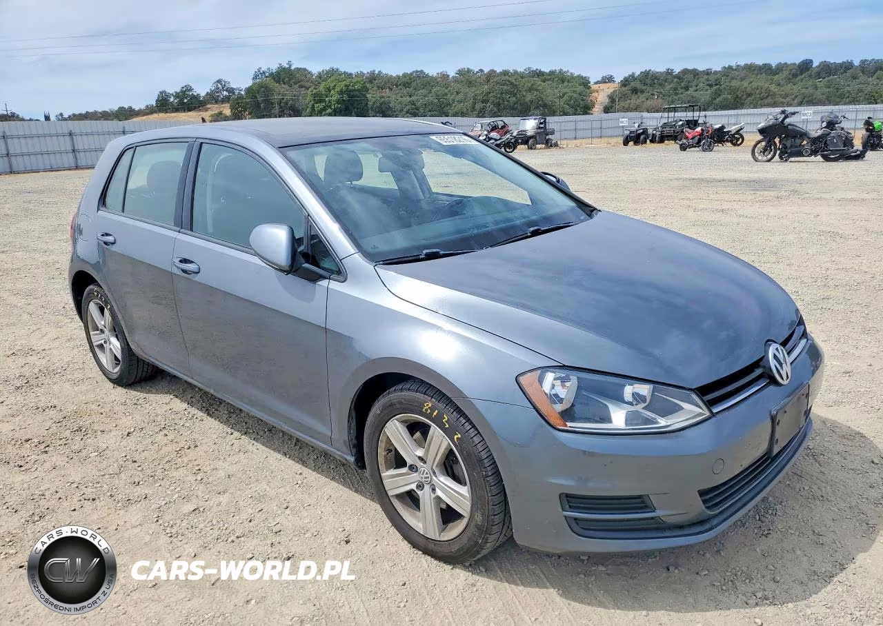 2017 Volkswagen Golf S VIN:3VW217AU2HM028341 - 4