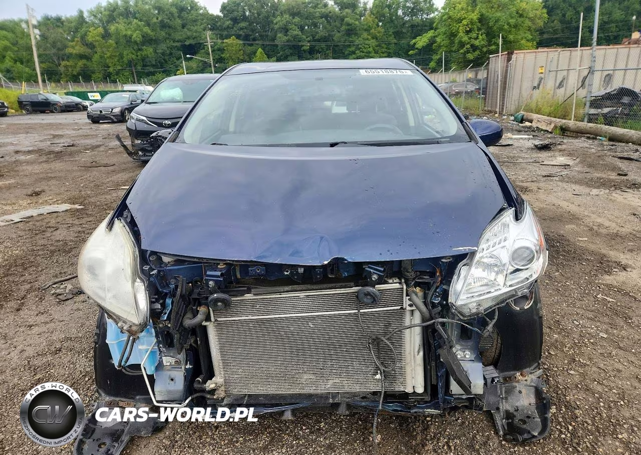 2013 Toyota Prius VIN:JTDKN3DU4D1637773 - 5