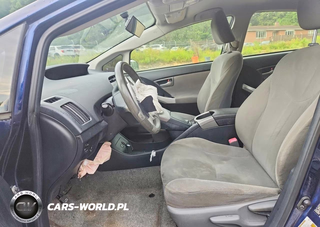 2013 Toyota Prius VIN:JTDKN3DU4D1637773 - 7