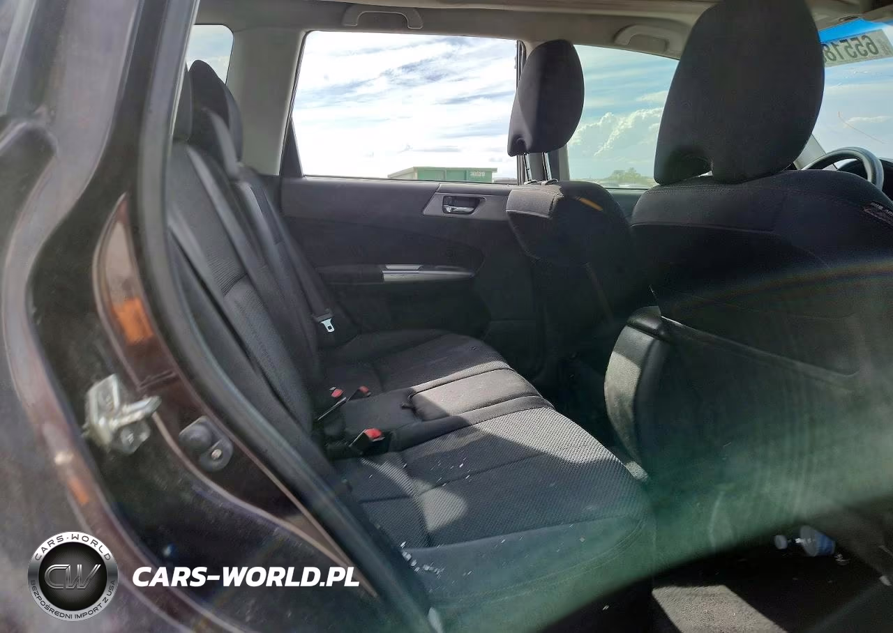 2013 Subaru Forester 2.5X Premium VIN:JF2SHADC4DH408215 - 10