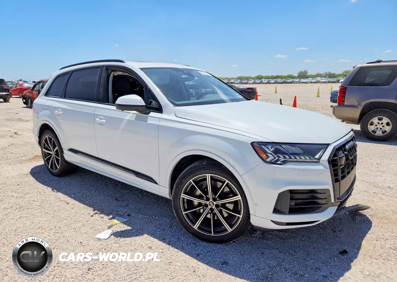 2023 Audi Q7 Premium Plus VIN:WA1LXBF74PD024663 - 4