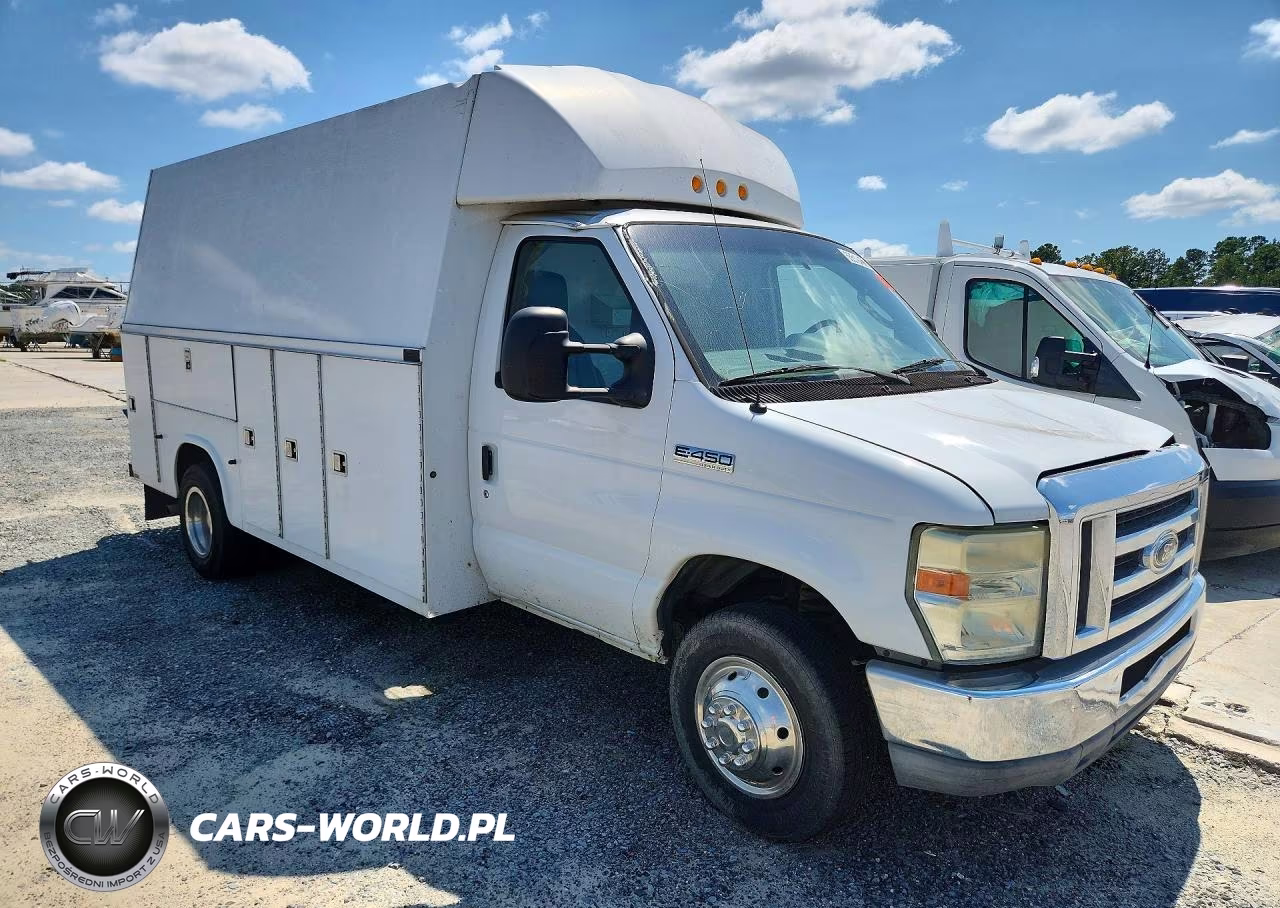 2010 Ford Econoline E450 Super Duty Cutaway Van VIN:1FDXE4FS5ADA99890 - 4