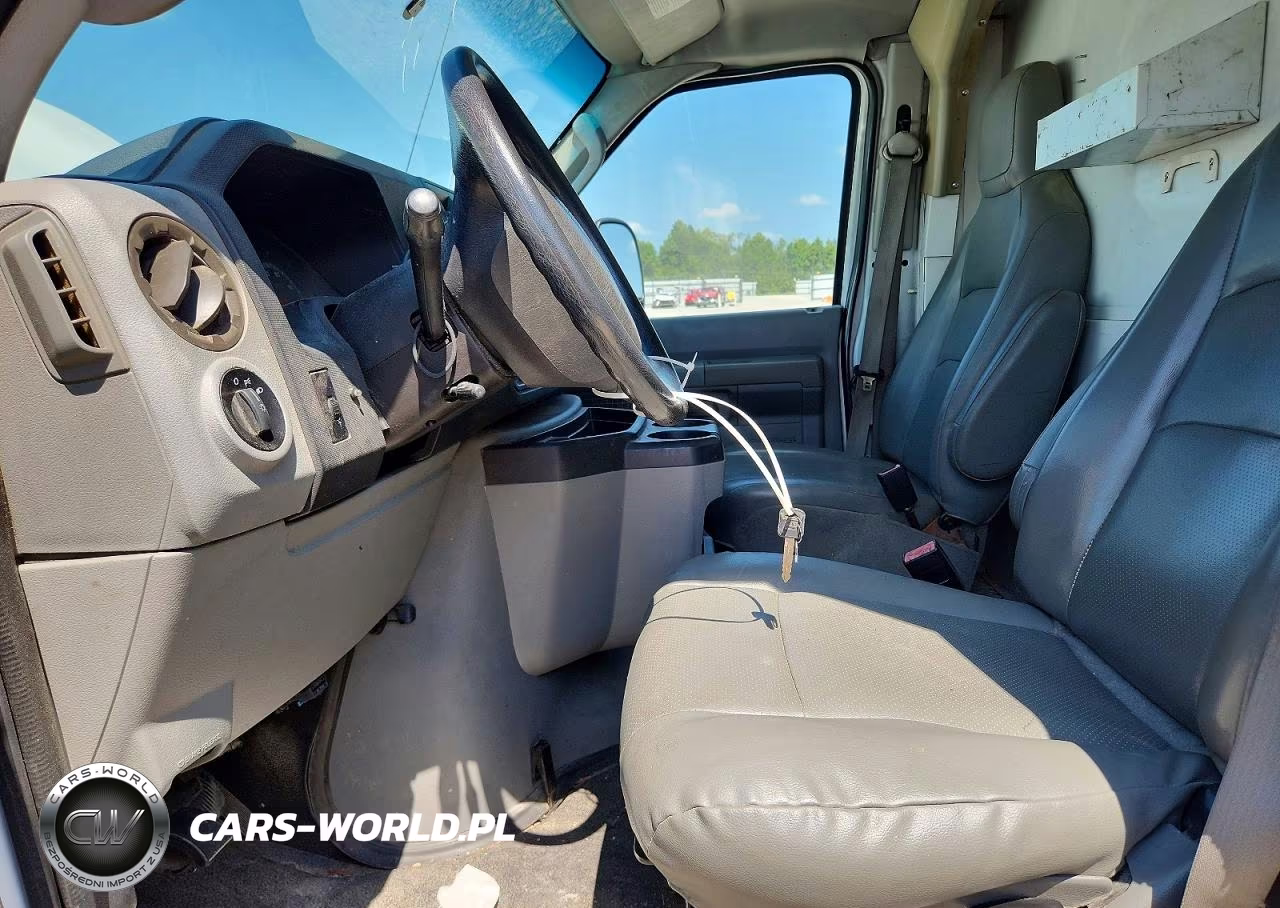 2010 Ford Econoline E450 Super Duty Cutaway Van VIN:1FDXE4FS5ADA99890 - 7